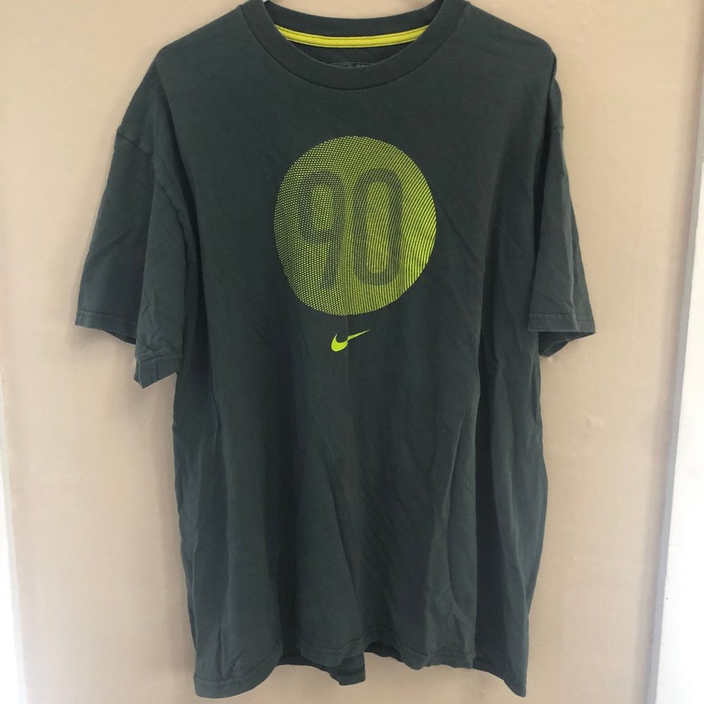 Nike T